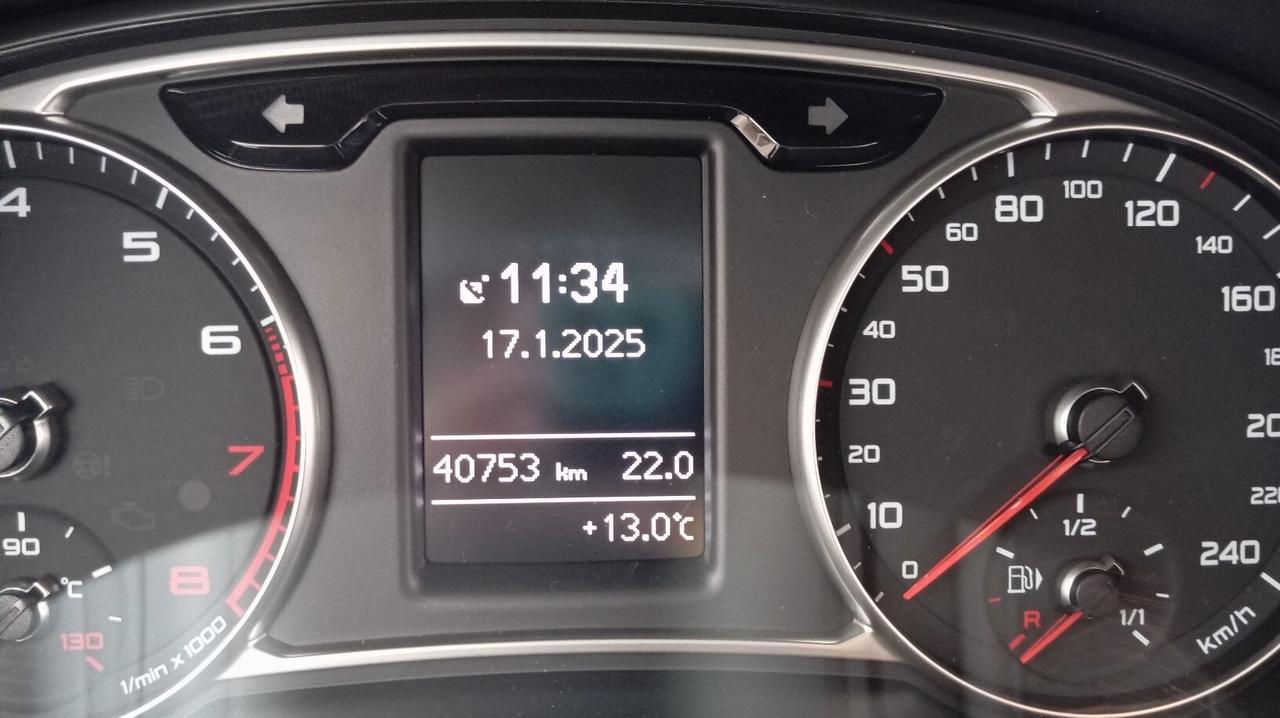 AUDI A1 1.0 BZ - OK NEOPATENTATI