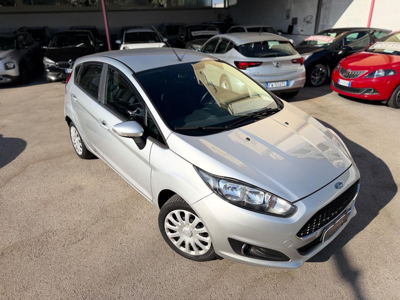 Ford Fiesta 1.4 5 porte Bz.- GPL OK NEOPATENTATI