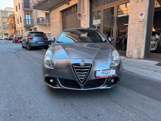 Alfa Romeo Giulietta 1.6 JTDm-2 Distinctive
