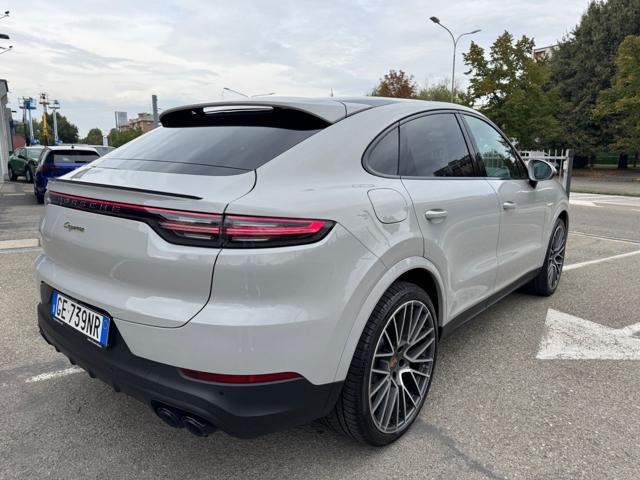 PORSCHE Cayenne Coupé 3.0 V6 E-Hybrid FULL OPT.