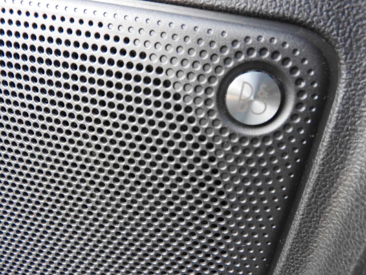 Ford KUGA 2.0 DIESEL/Hybrid ST-Line