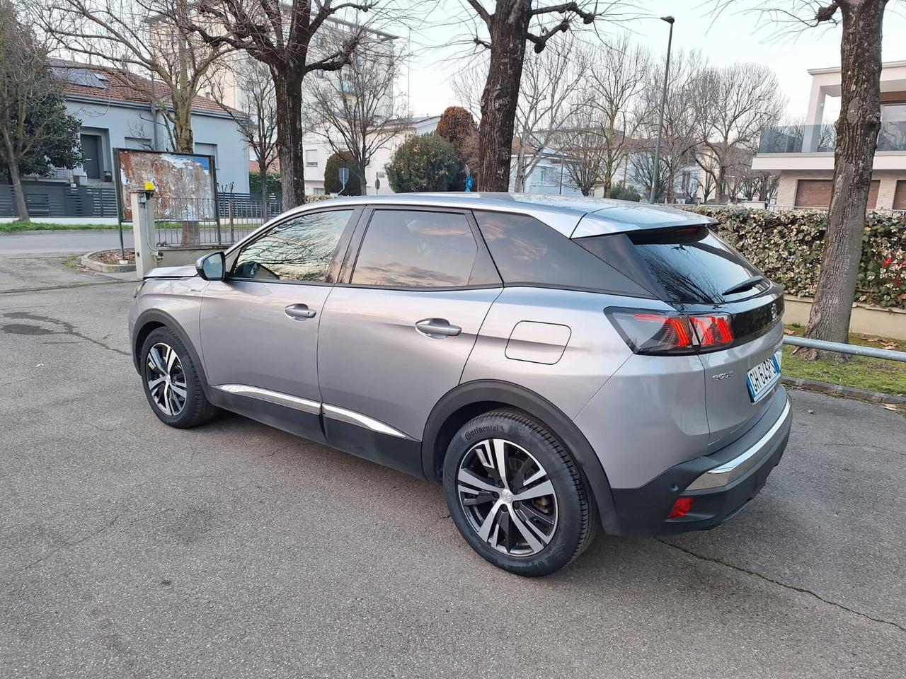Peugeot 3008 Hybrid 225 e-EAT8 GT