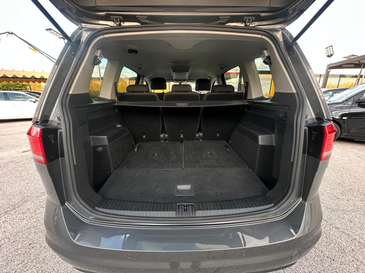 VOLKSWAGEN Touran 1.6 TDI 110 cv BMT Trendline