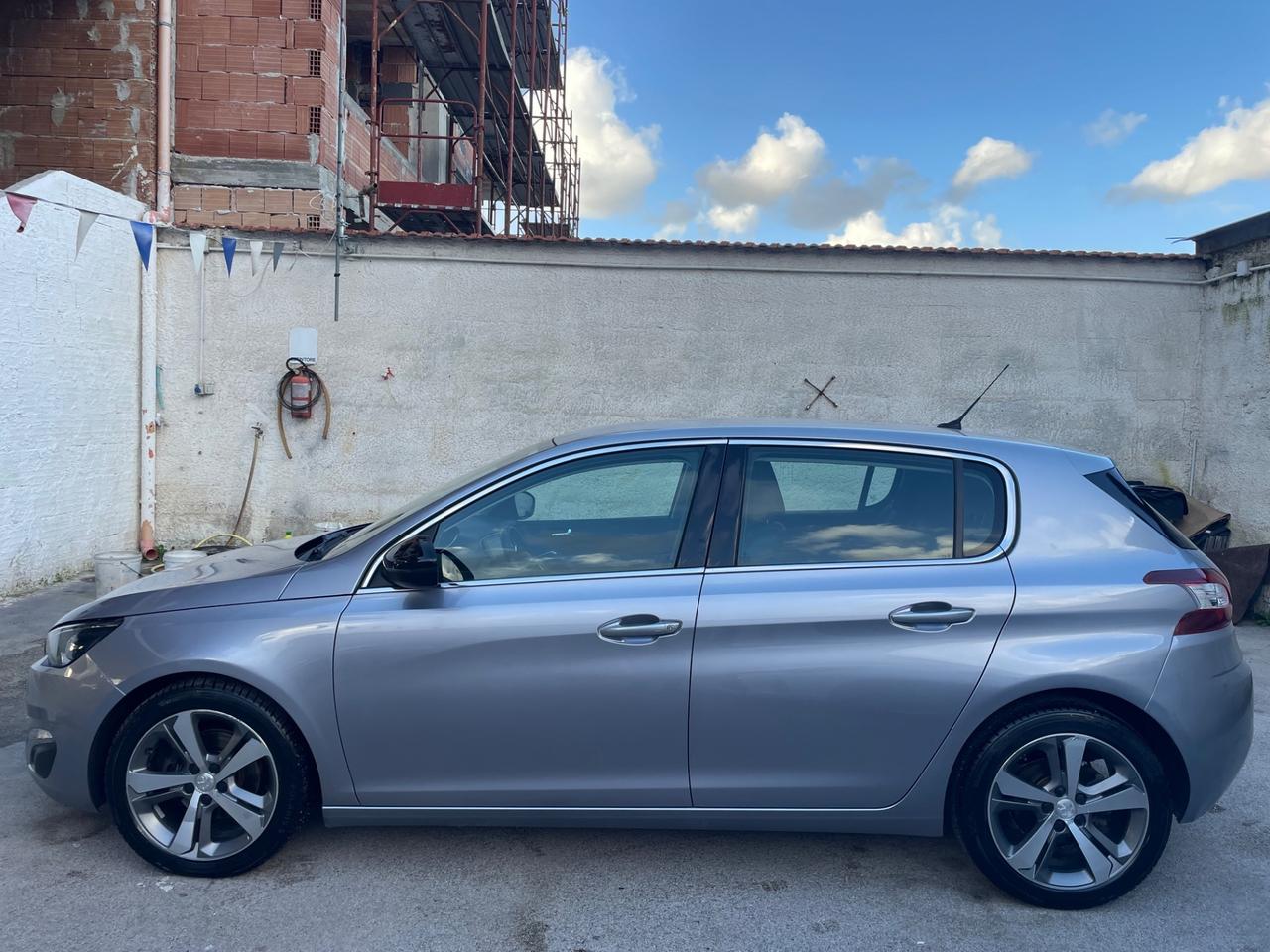 Peugeot 308 1.6 e-HDi 115 CV Stop&Start Allure Full dal nord Italia
