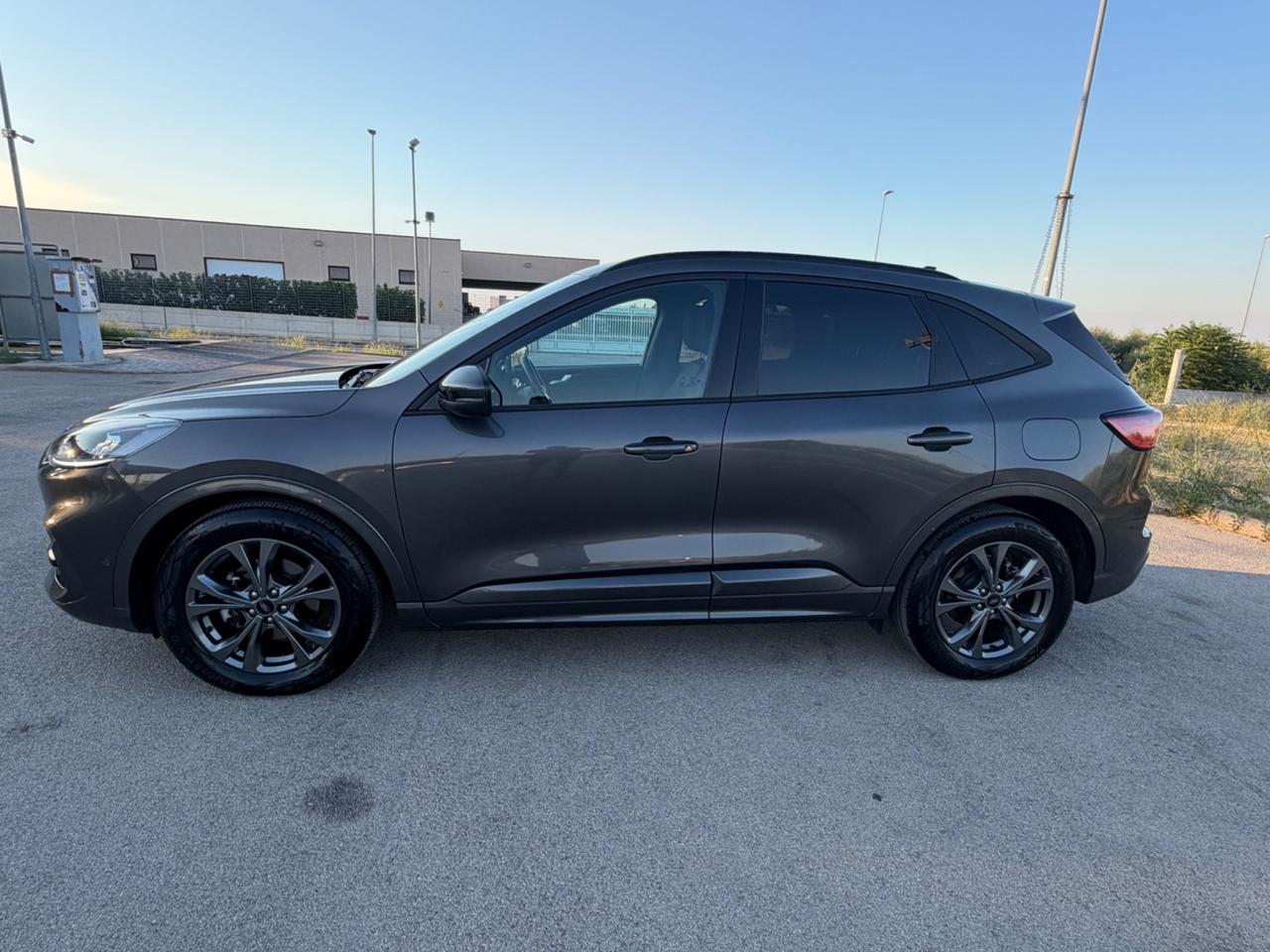 Ford Kuga 2.5 Plug In Hybrid 225 CV CVT 2WD ST-Line Design