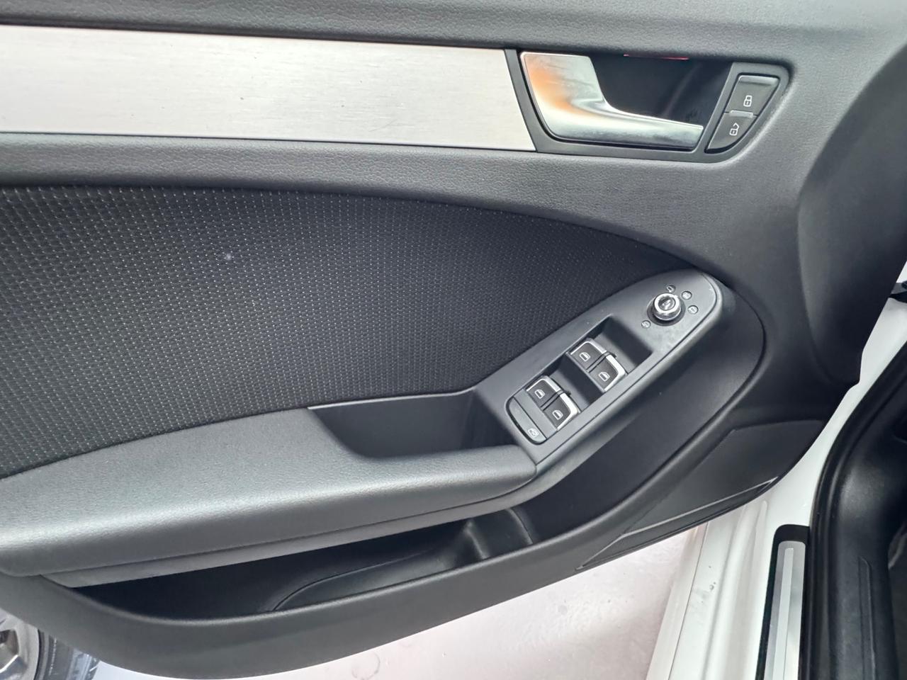 Audi A4 Avant 2.0 TDI 150 CV S-LINE TOTALE