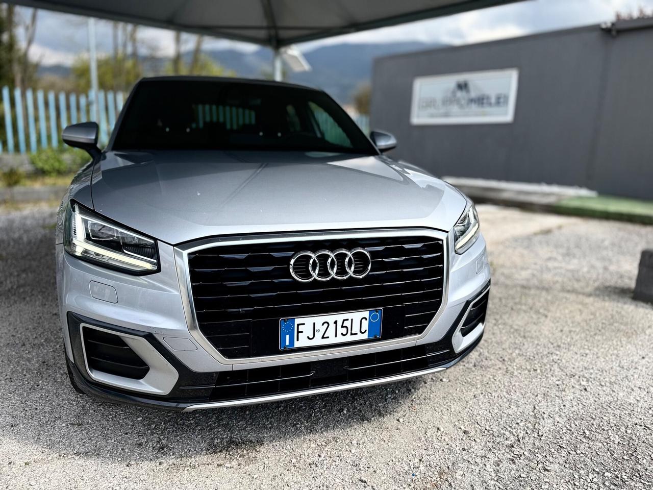 AUDI Q2 1.6 TDI S LINE Edition*LED*NAVI