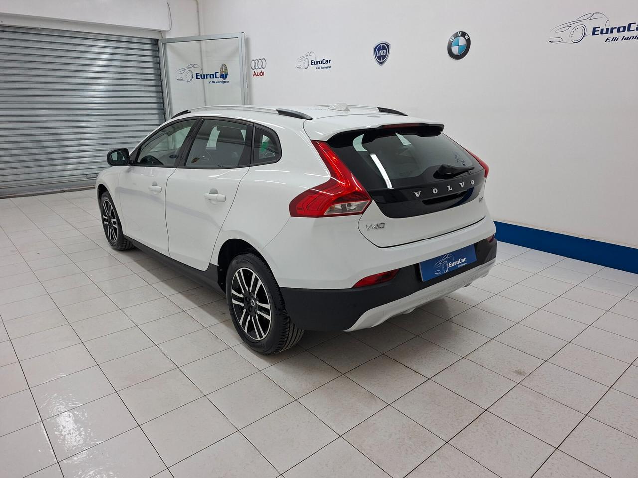 Volvo V40 Cross Country D2 Geartronic 120cv Business Plus