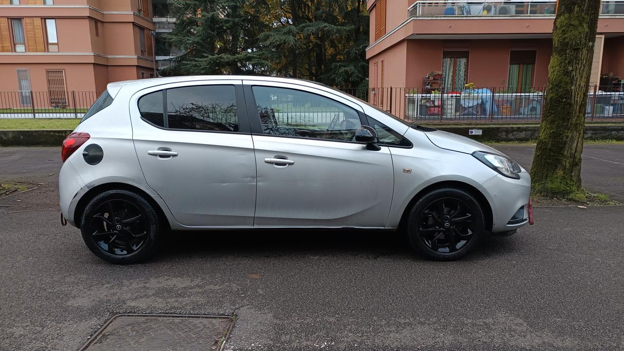 Opel Corsa 1.2 Edition ADATTA A NEOPATENTATI