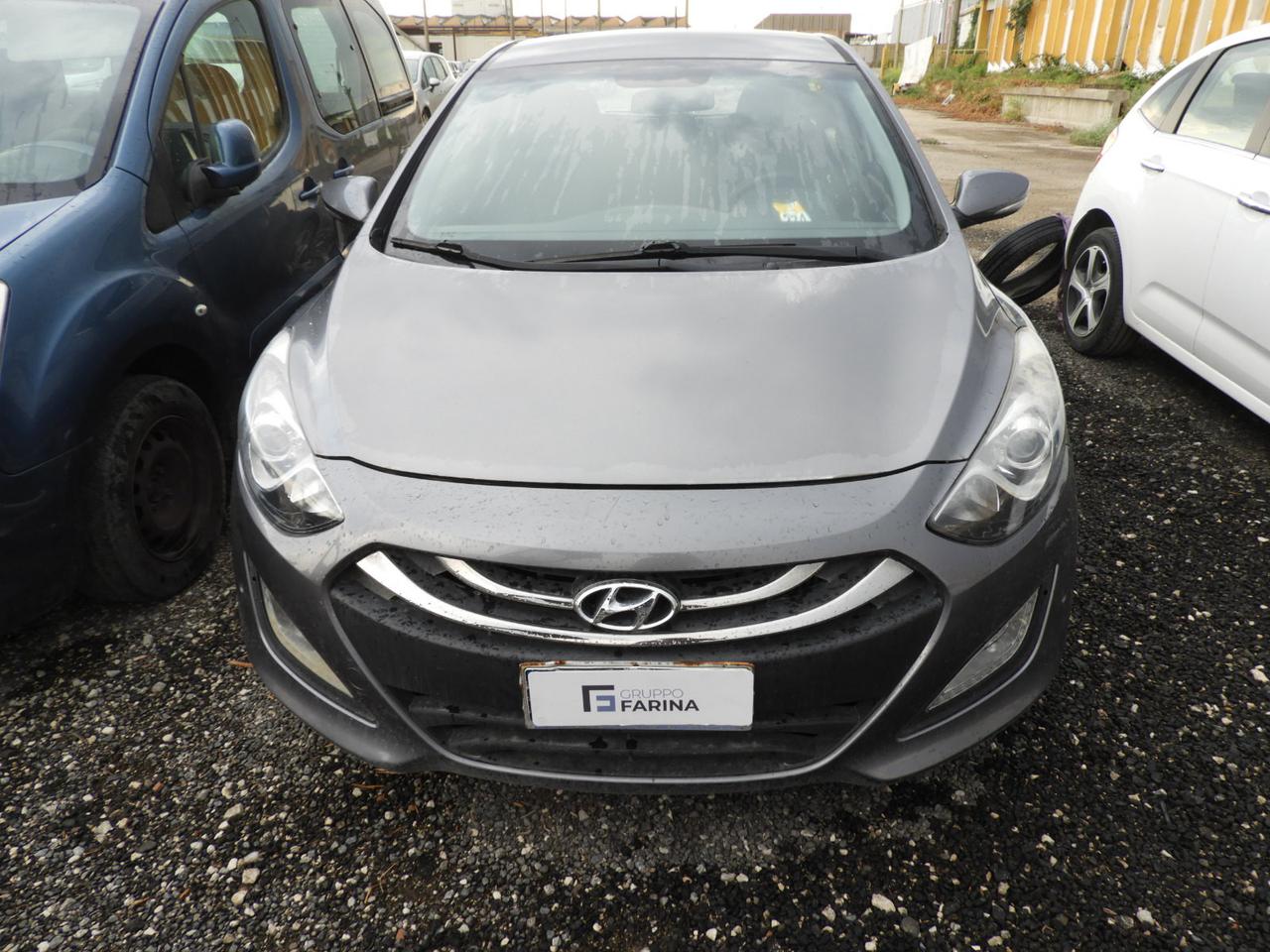 HYUNDAI i30 II - i30 5p 1.6 crdi Comfort 128cv