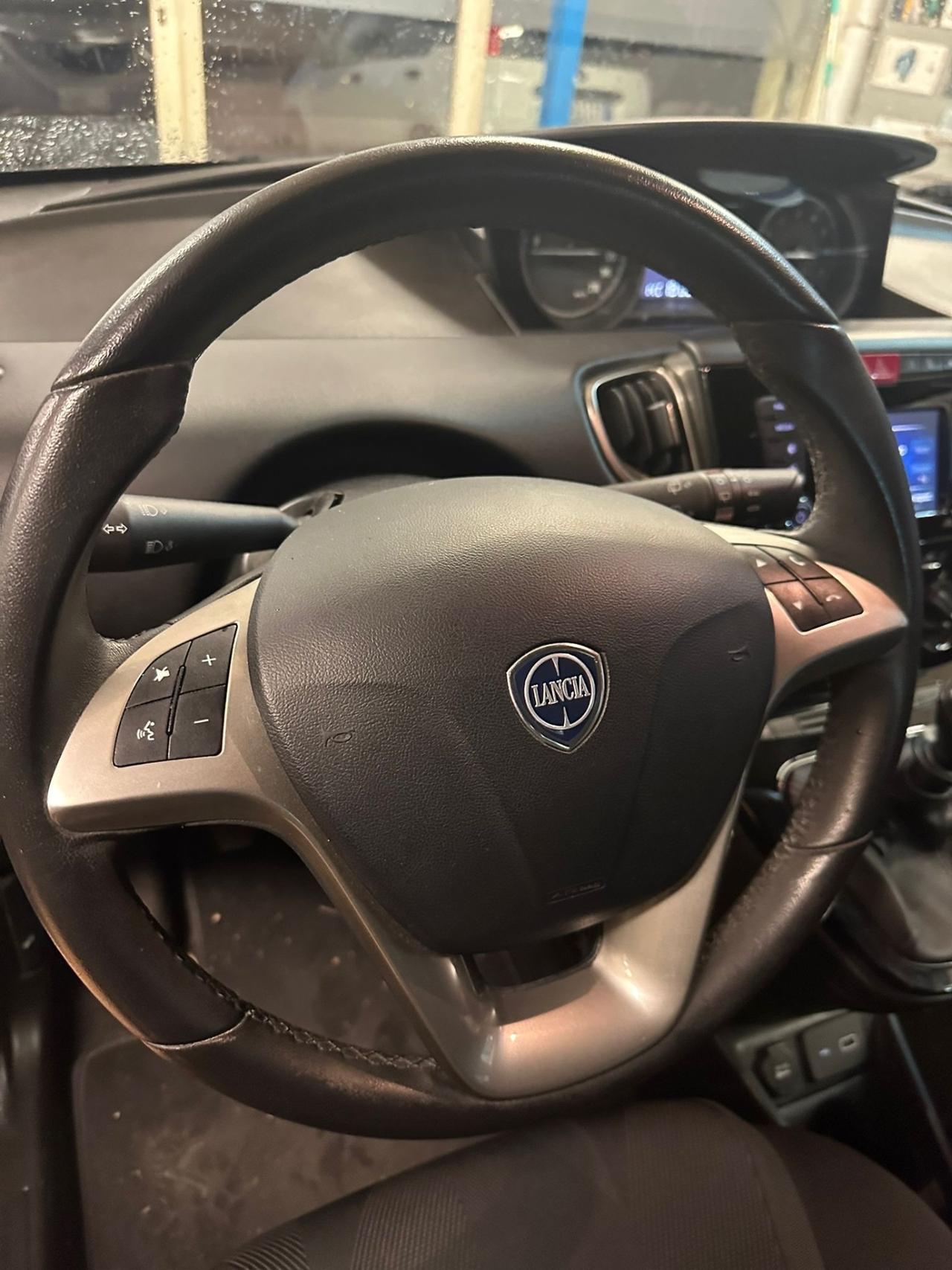 Lancia Ypsilon 1.0 benzina FULL OPTIONAL 2020