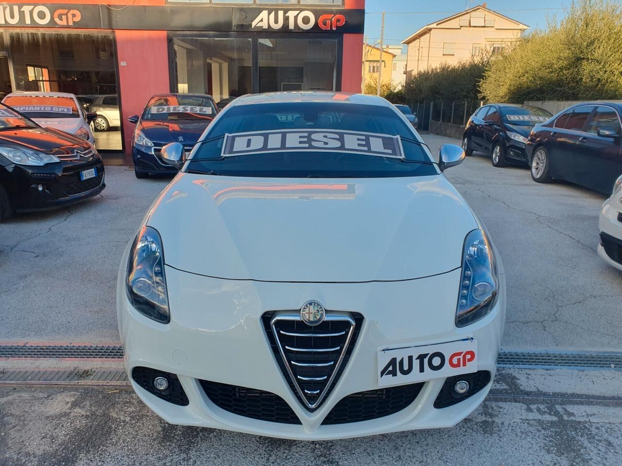 Alfa Giulietta 1.6 JTDm-2 105 CV Neopatentati 2014
