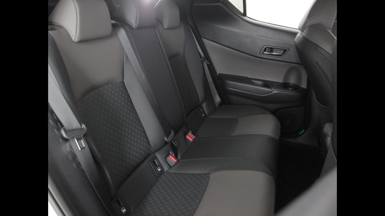 TOYOTA C-HR 2.0H GR-S MY23