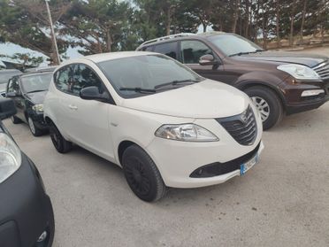 Lancia Ypsilon 0.9 TwinAir 85cv Metano Ecochic Elefantino