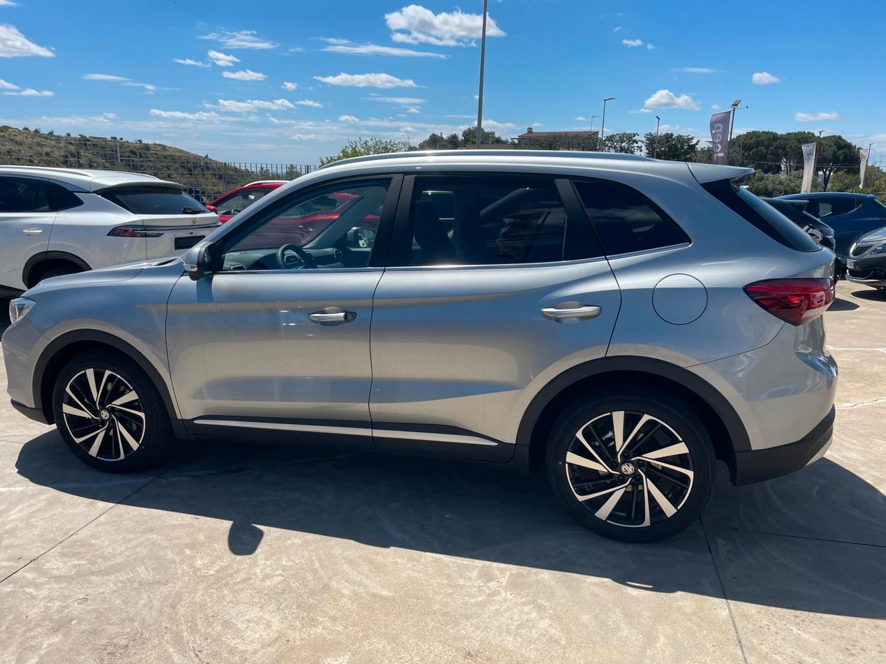 Mg ZS HYBRID Luxury (NUOVA)