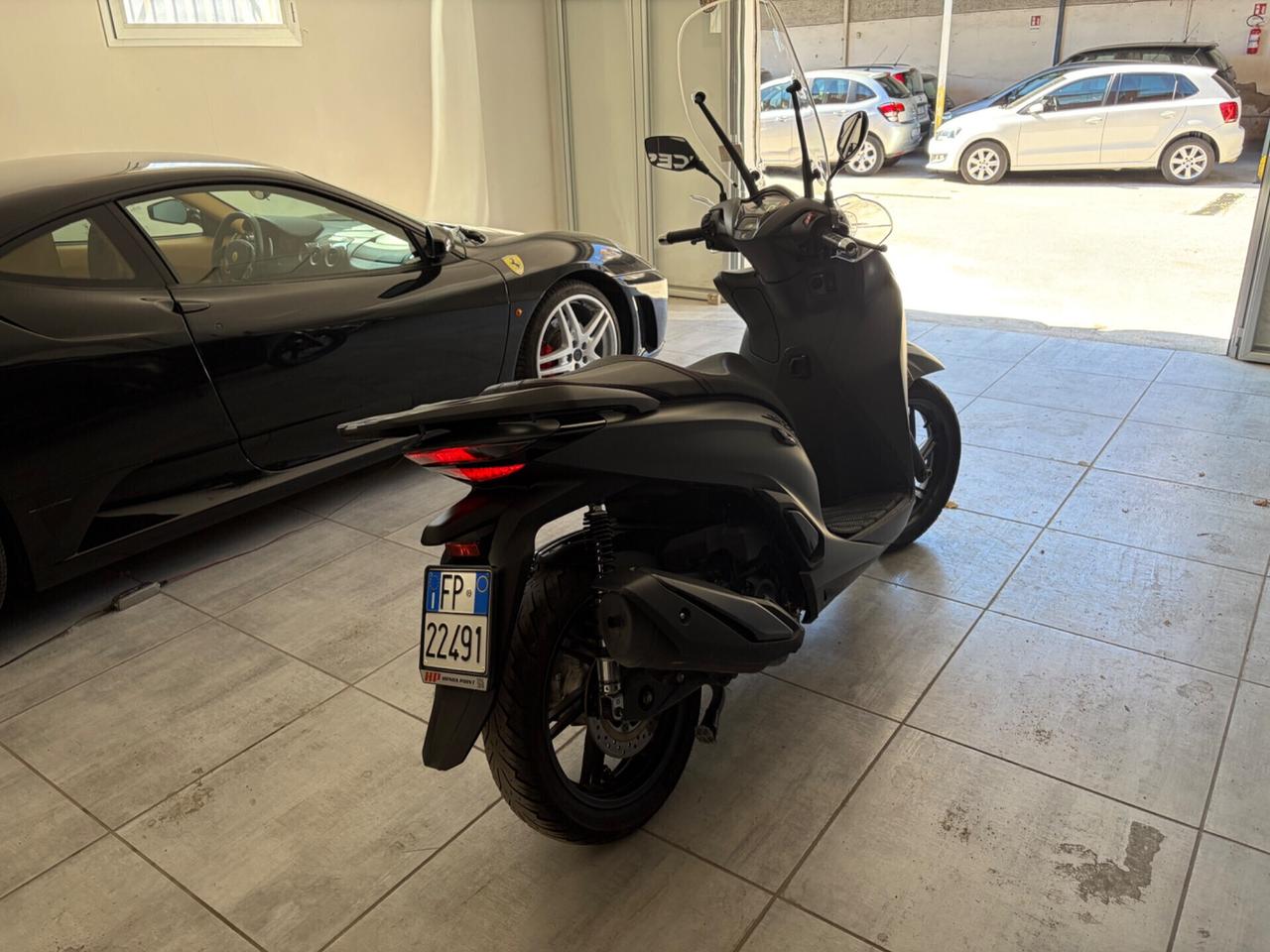 Honda SH 350i SPORT