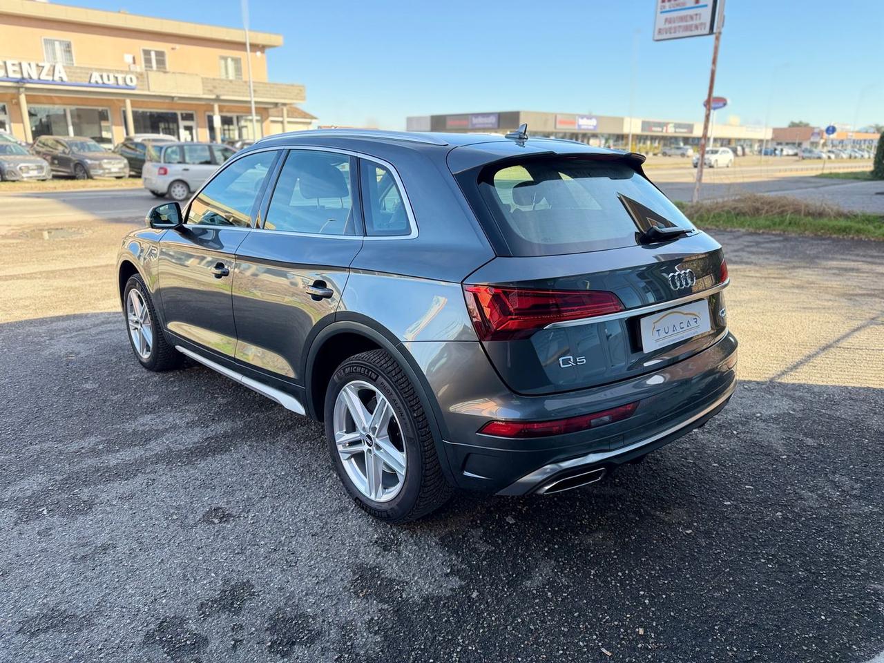 Audi Q5 S Line Plus 2.0 40 TDI MHEV #9309