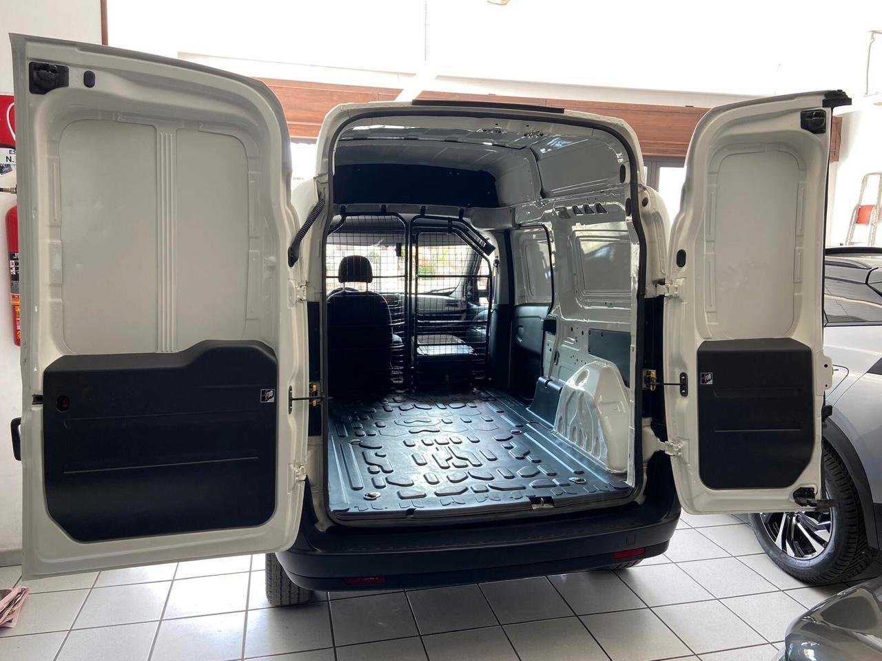 Fiat Doblo Doblò 1.6 MJT 105CV PL-TA Cargo Maxi XL Lamierato SX