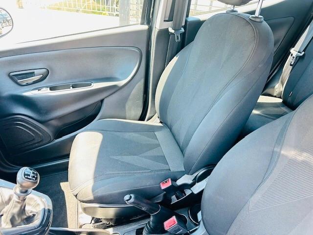 Lancia Ypsilon 1.2 69 CV 5 porte GPL Ecochic Gold
