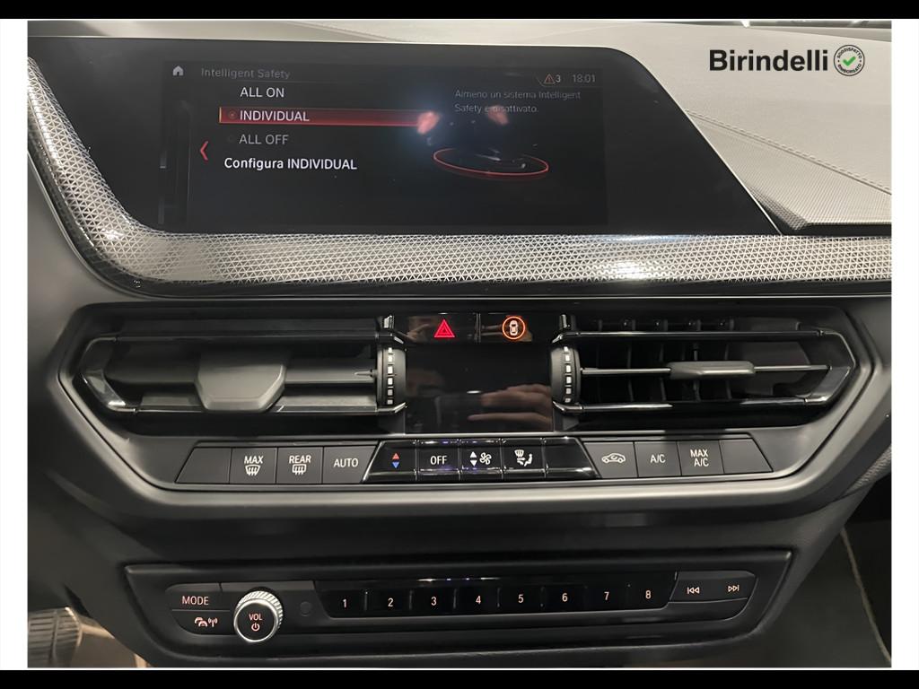 BMW Serie 1 (F40) - 116d 5p. Sport