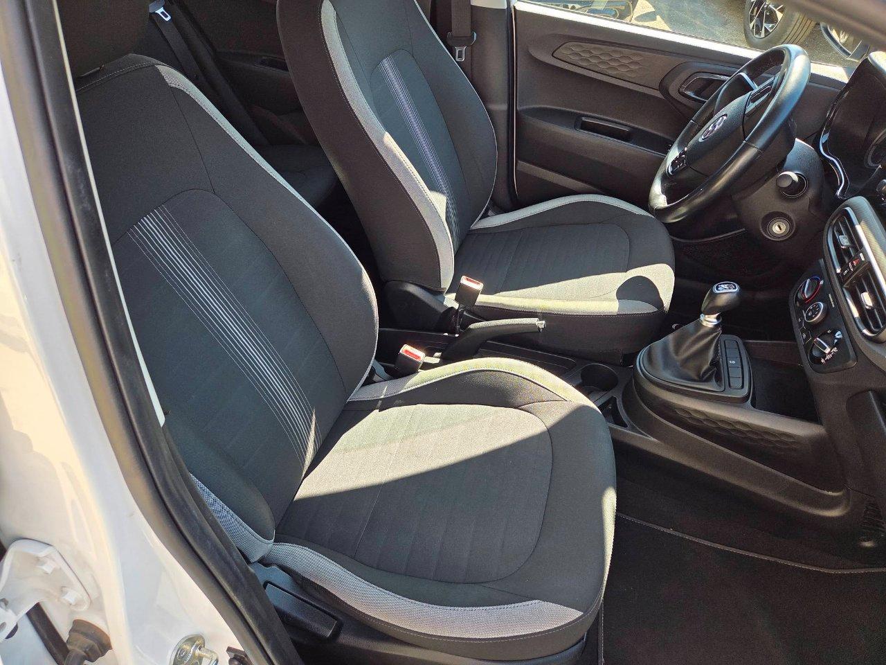 Hyundai i10 1.0 mpi Tech