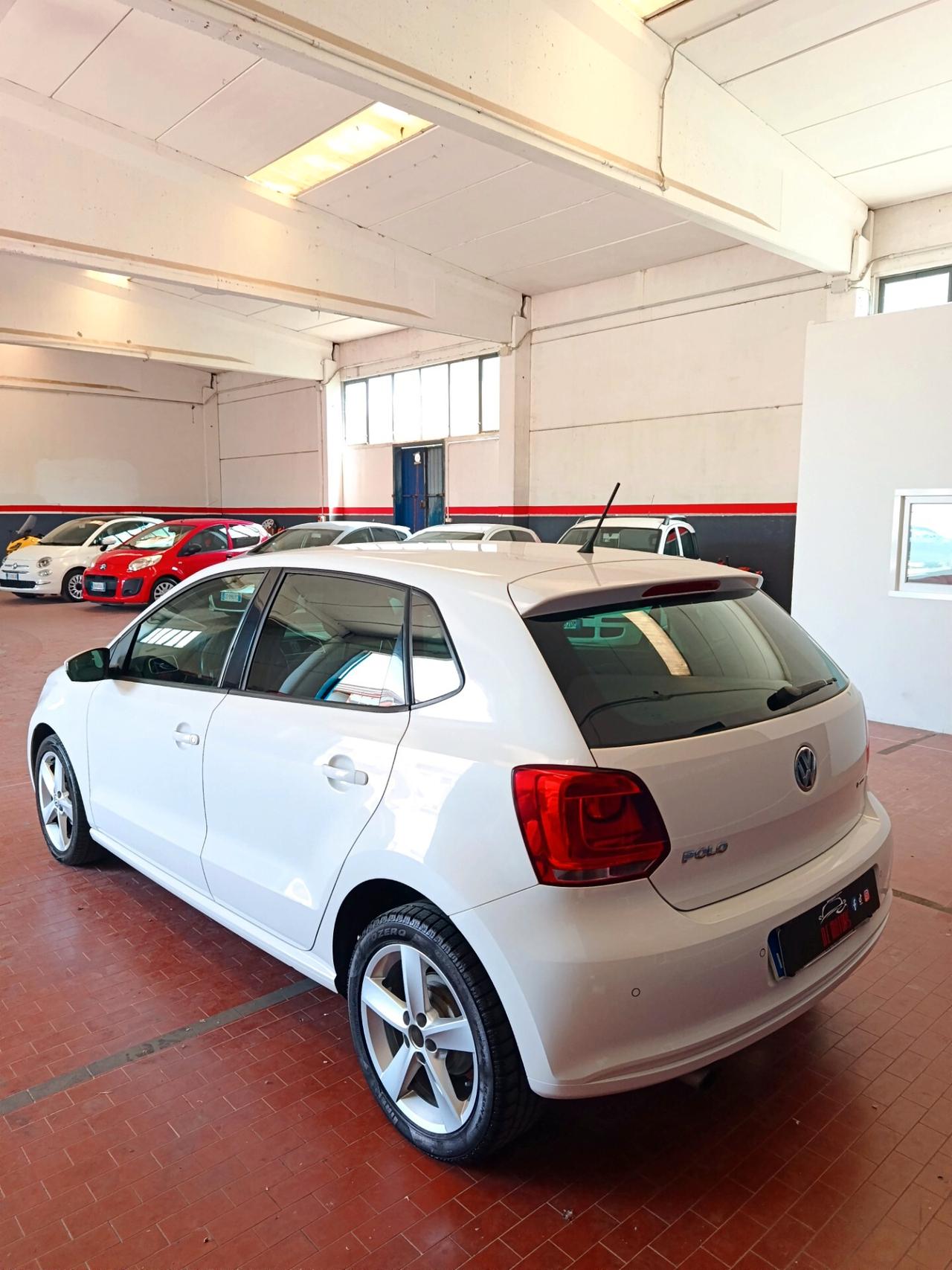 Volkswagen Polo 1.6 5 porte Highline BiFuel