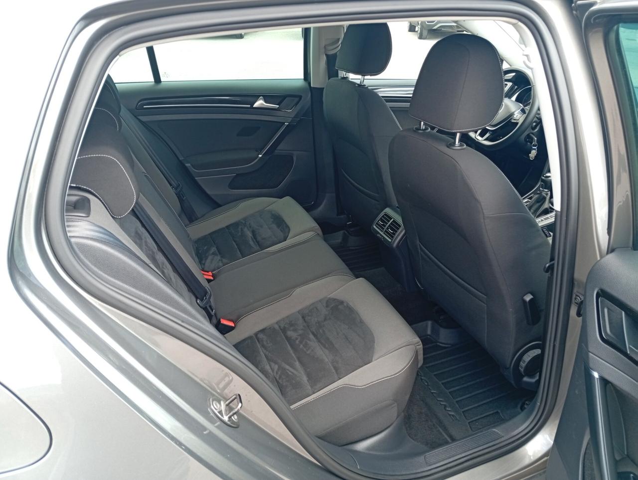 Volkswagen Golf 1.6 TDI 5p. Highline BlueMotion Technology