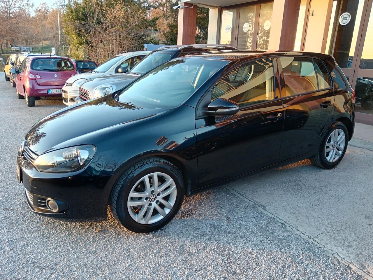 Volkswagen Golf 1.6 TDI 105CV NEOPATENTATI