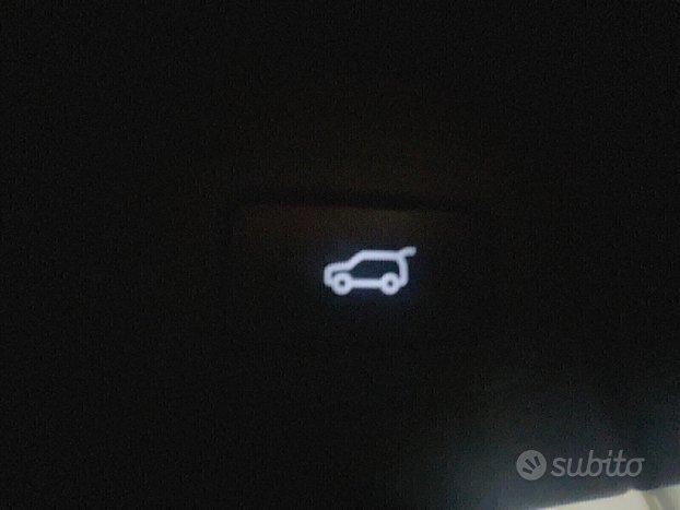 Land Rover Range Rover Velar 2.0D I4 180 CV