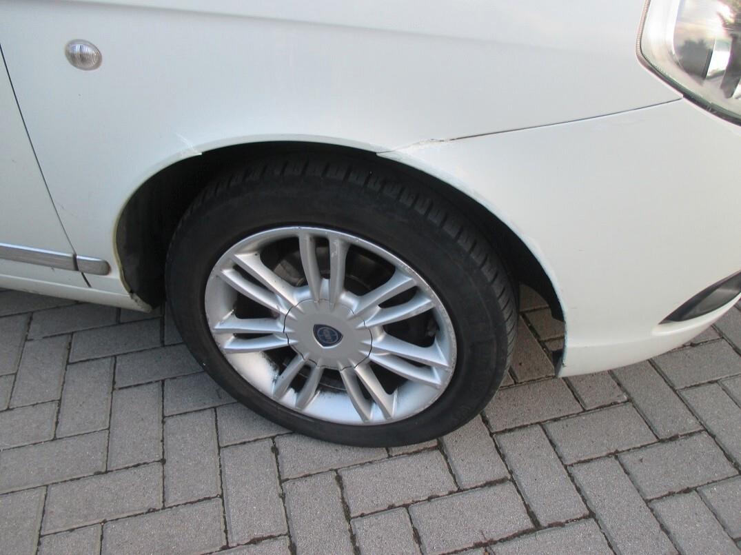 Lancia Ypsilon 1.3 mjt 16v E5 Per Neopatentati