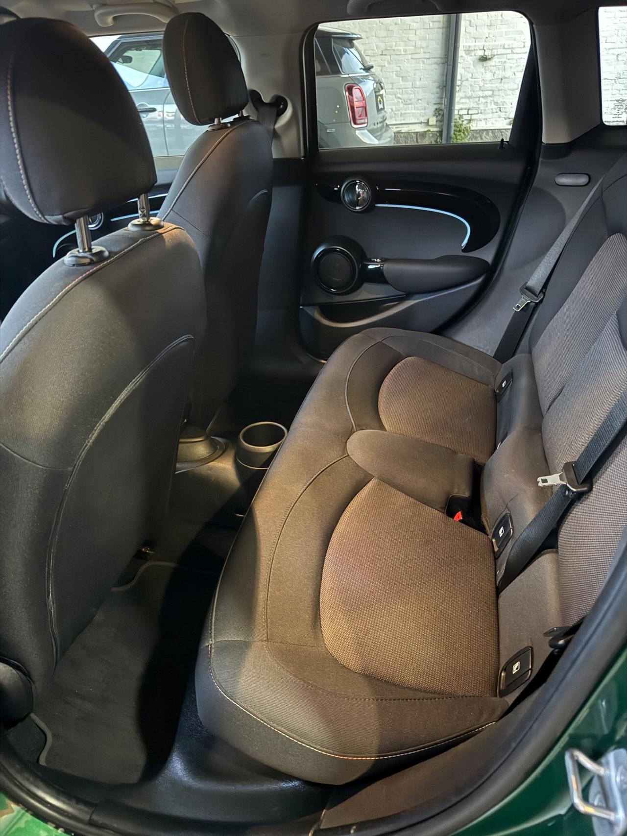 Mini 1.5 Cooper Essential 5 porte