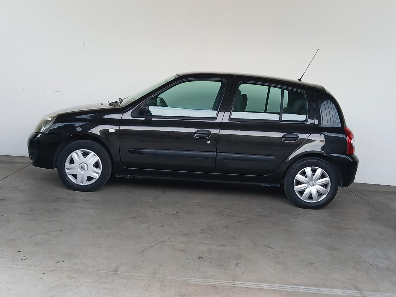 Renault Clio Storia 1.2 Confort