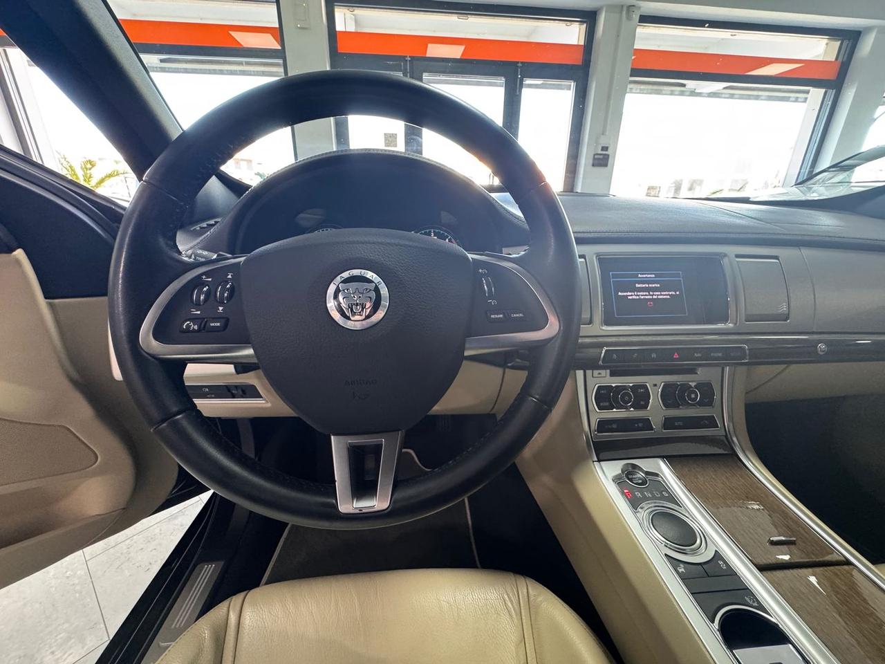 Jaguar XF Premium Luxury 2.2 D #7017