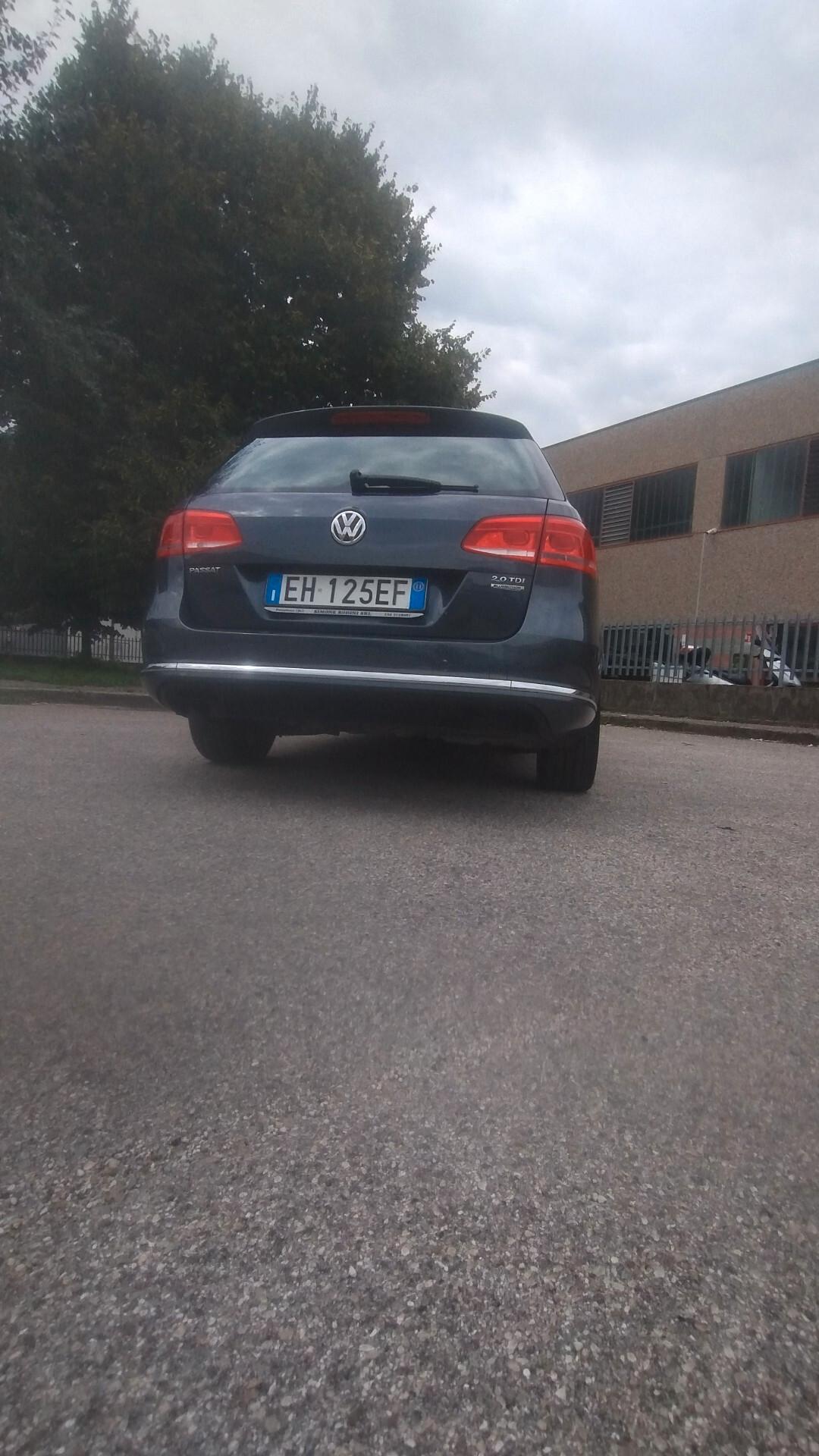 Volkswagen Passat 2.0 TDI DSG Highline BlueM. Tech.