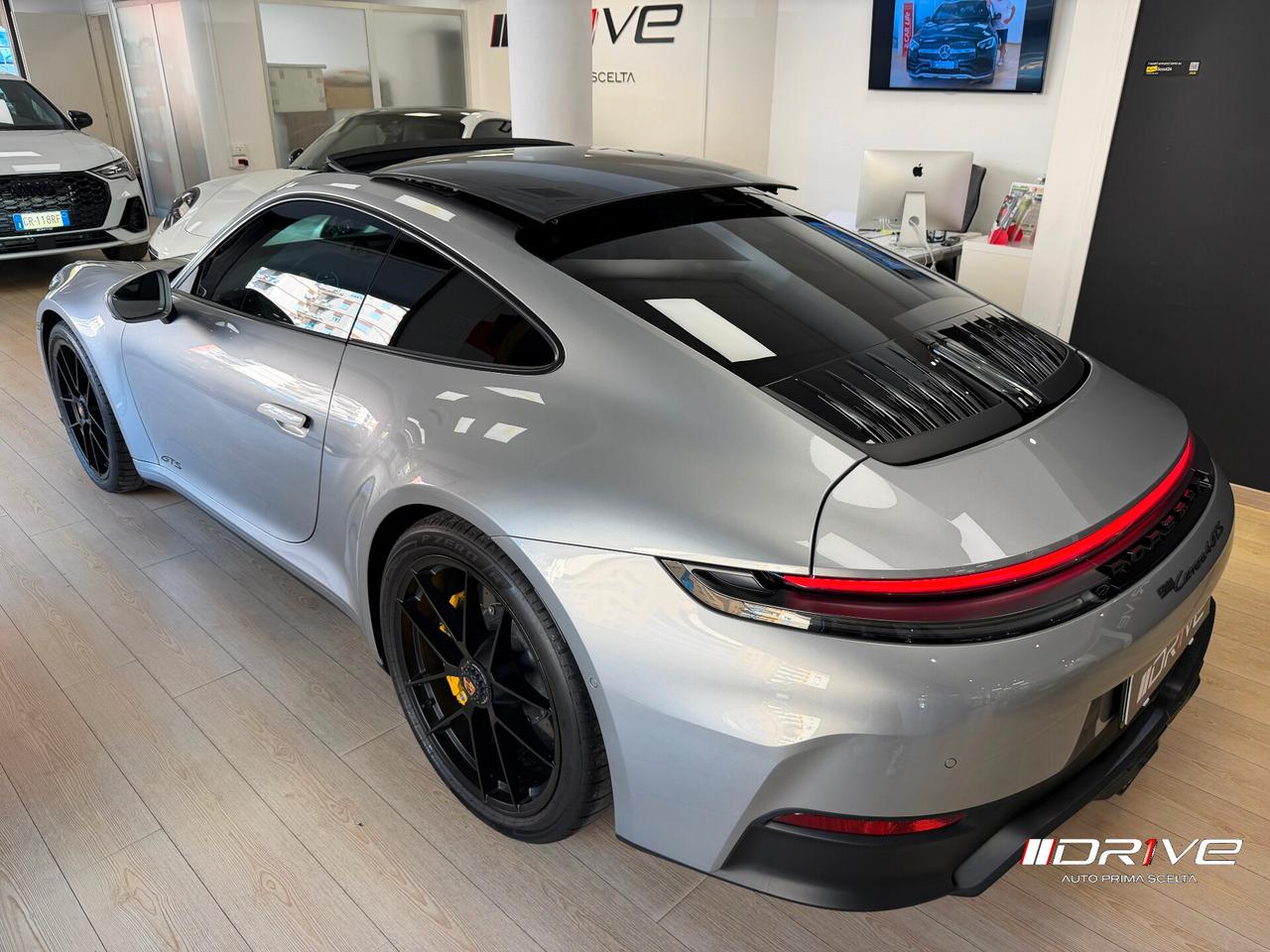 PORSCHE 911 (992) 911 Carrera 4 GTS