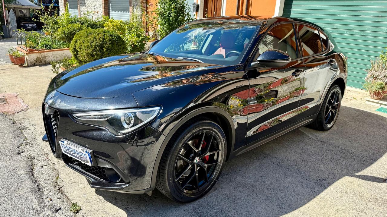 Alfa Romeo Stelvio 2.2 Turbodiesel 190 CV AT8 Q4 Super
