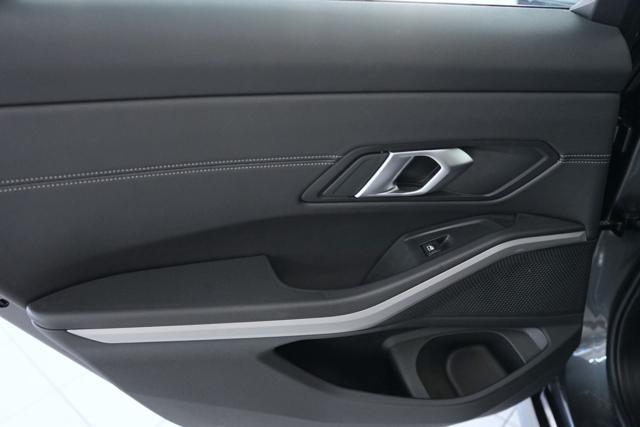 BMW 318 d 48V Business Advantage Italiana Ufficiale