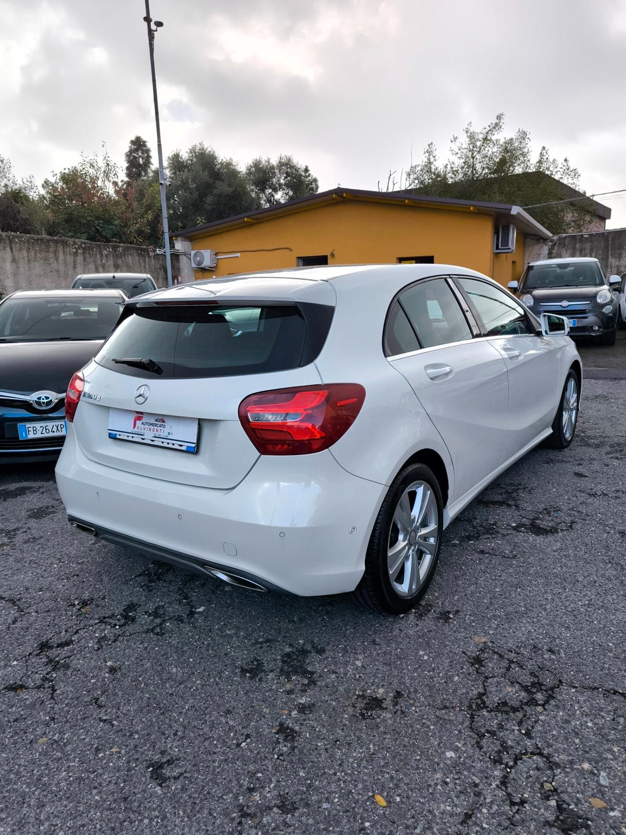 Mercedes-benz A 180 A 180 d Automatic Sport