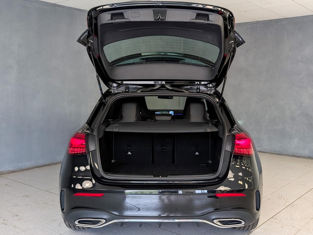 Mercedes-Benz classe a - w177 a 180 premium amg line auto 180 Automatic Premium AMG Line
