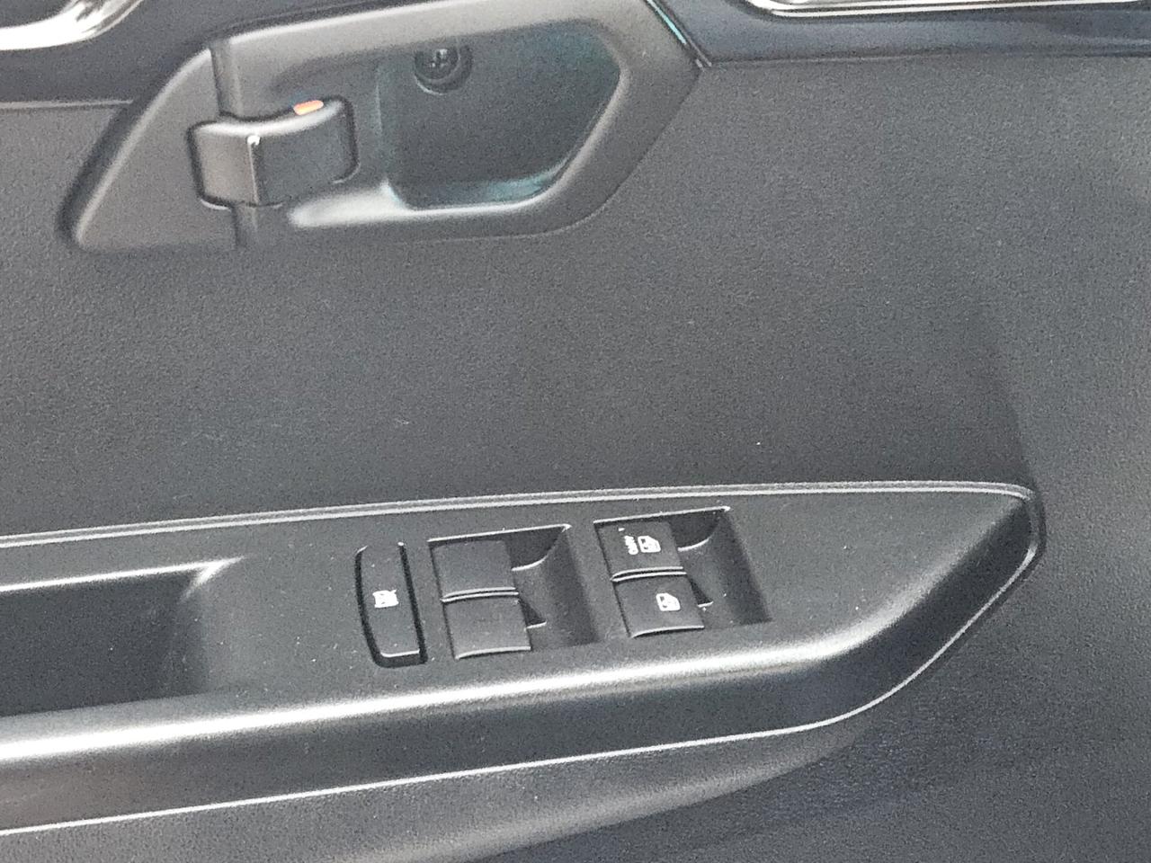 Mahindra KUV100 1.2 VVT K8