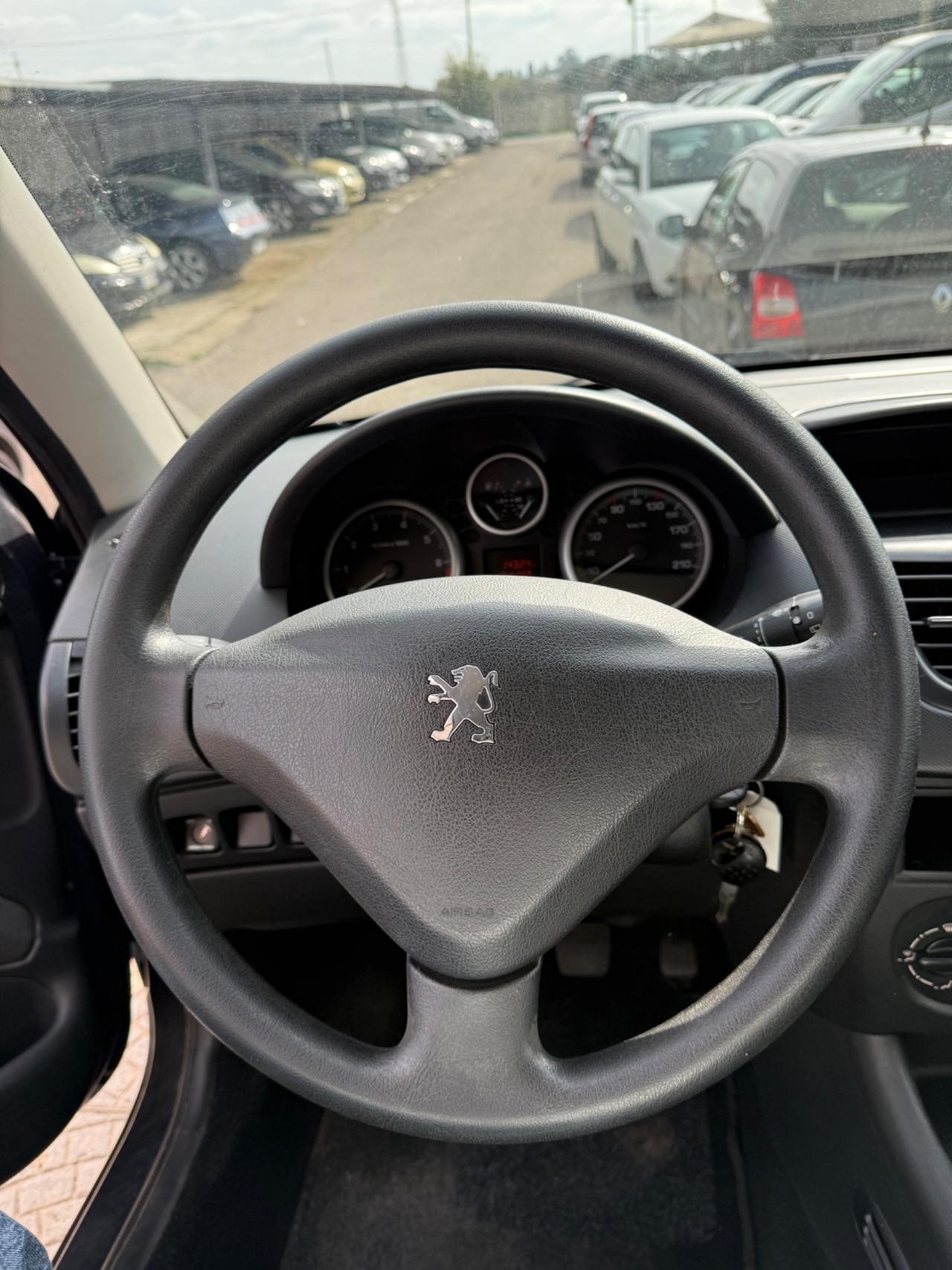 Peugeot 206 Plus 1.1 60CV 3p. X Line