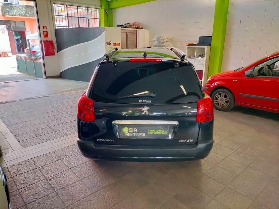 Peugeot 207 sw 1.4 vti 16v XS