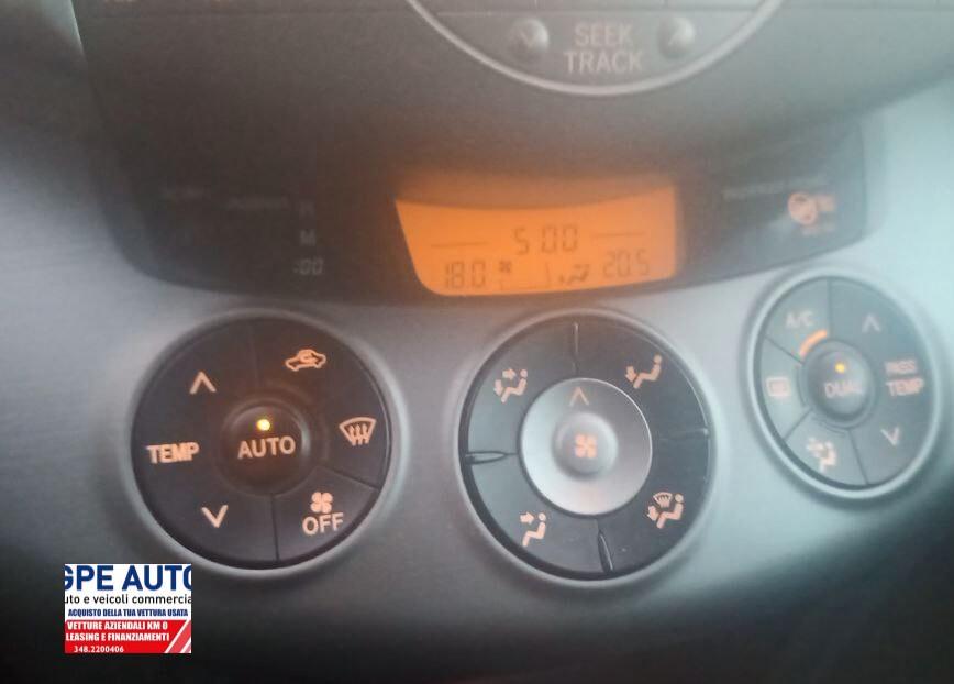 Toyota RAV 4 RAV4 2.2 D-4D 136 CV Luxury