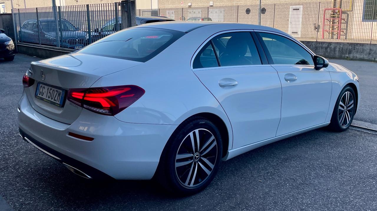 MERCEDES-BENZ CLASSE A180 2.0 PREMIUM 116CV - FULL LED, VIRTUAL COCKPIT, PELLE, NEOPATENTATI