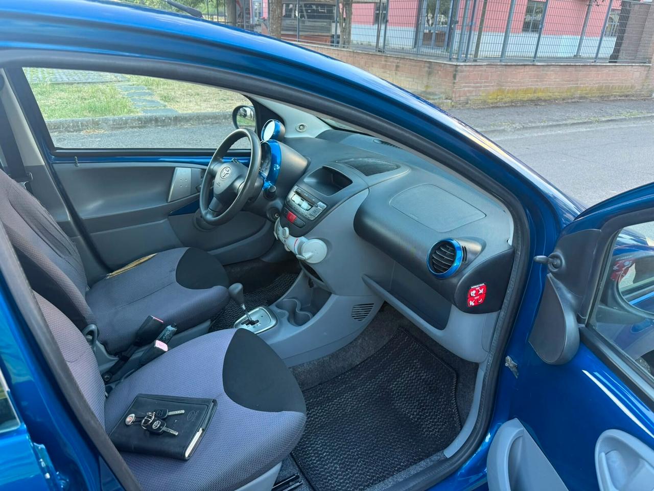 Toyota Aygo 1.0 benzina automatica