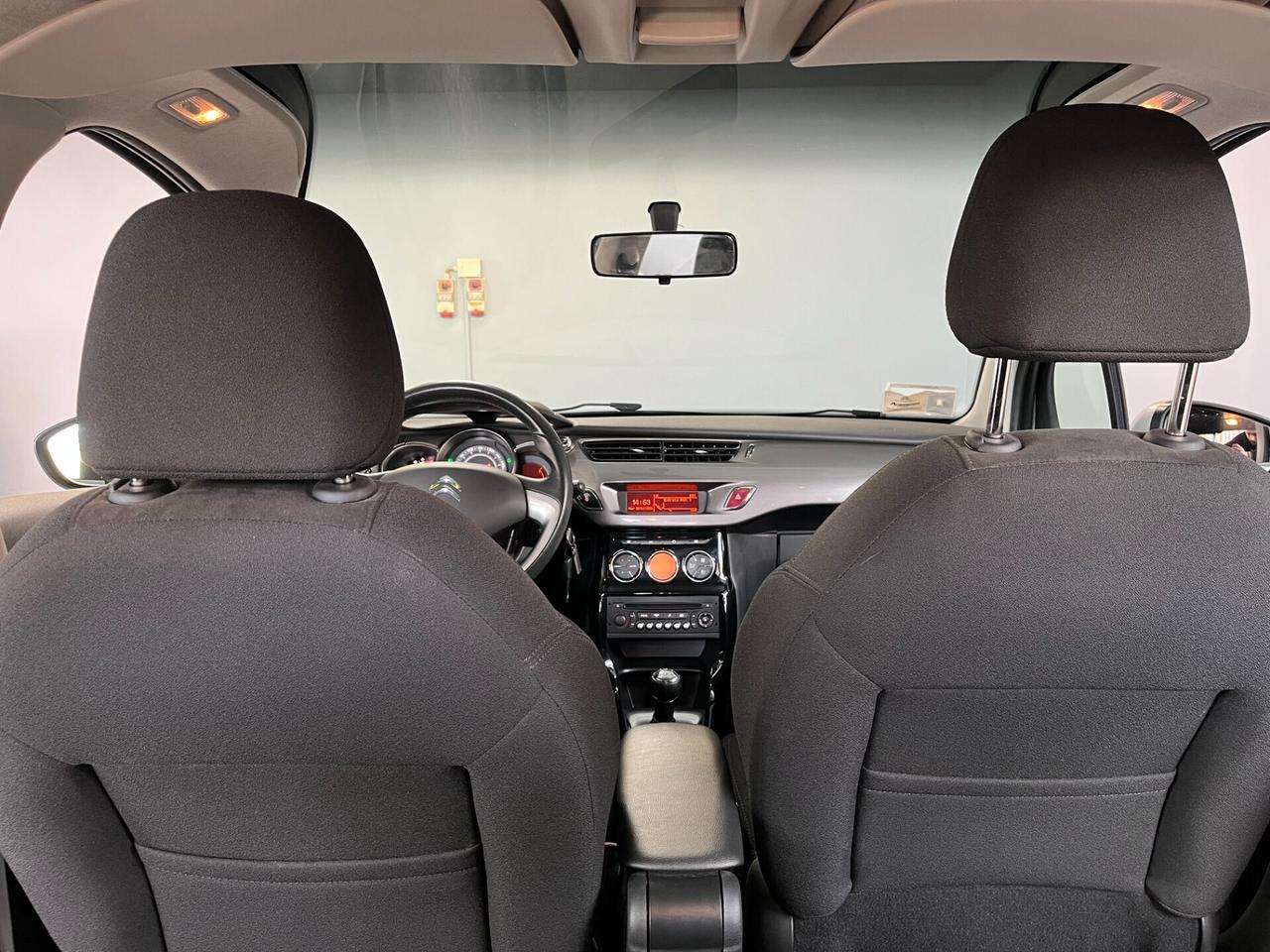 Citroen C3 1.4cc VTi 95cv -SOLO 66.000KM - EXCLUSIVE