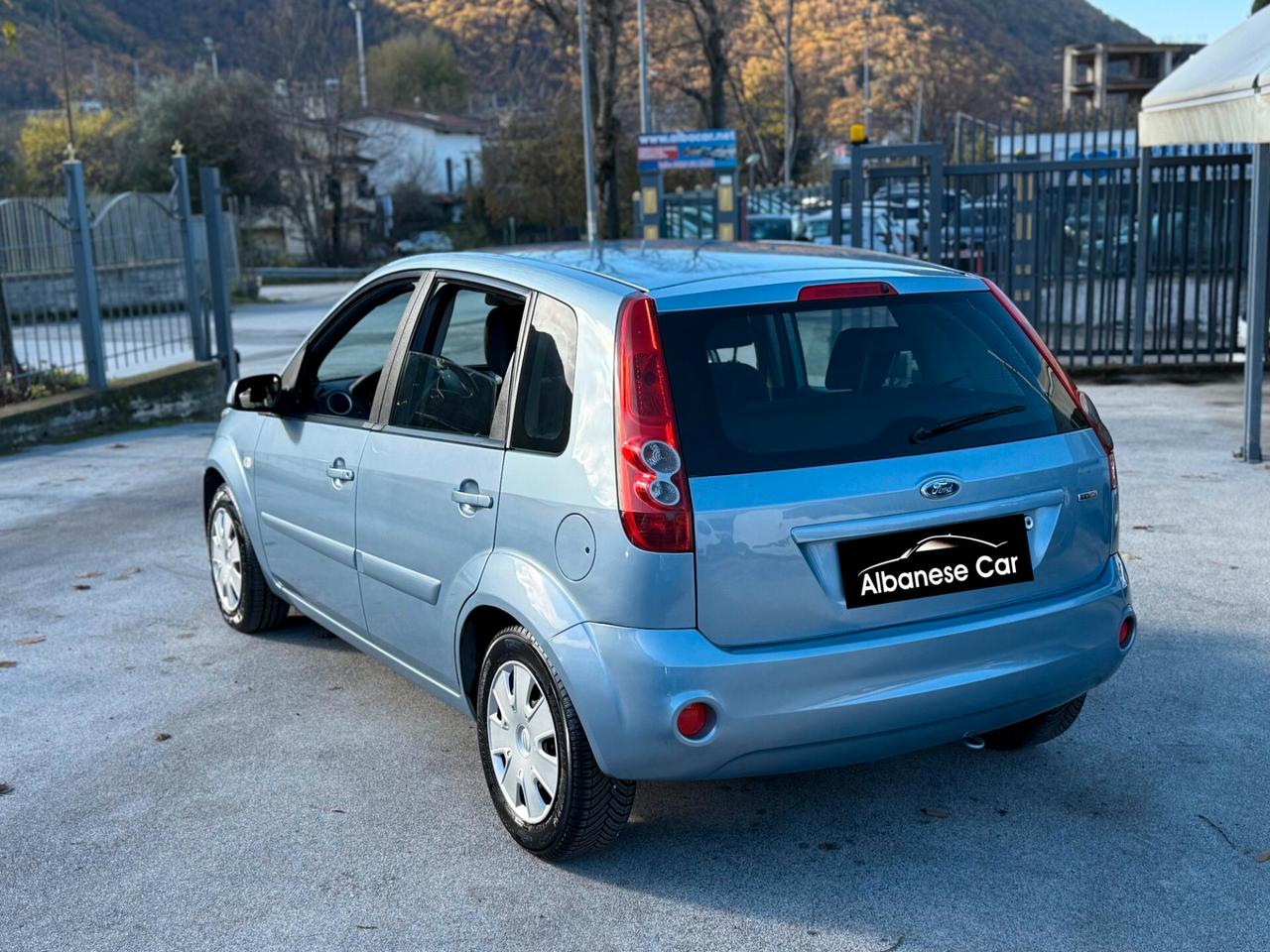 Ford Fiesta 1.4 TDCi 5p. Ghia