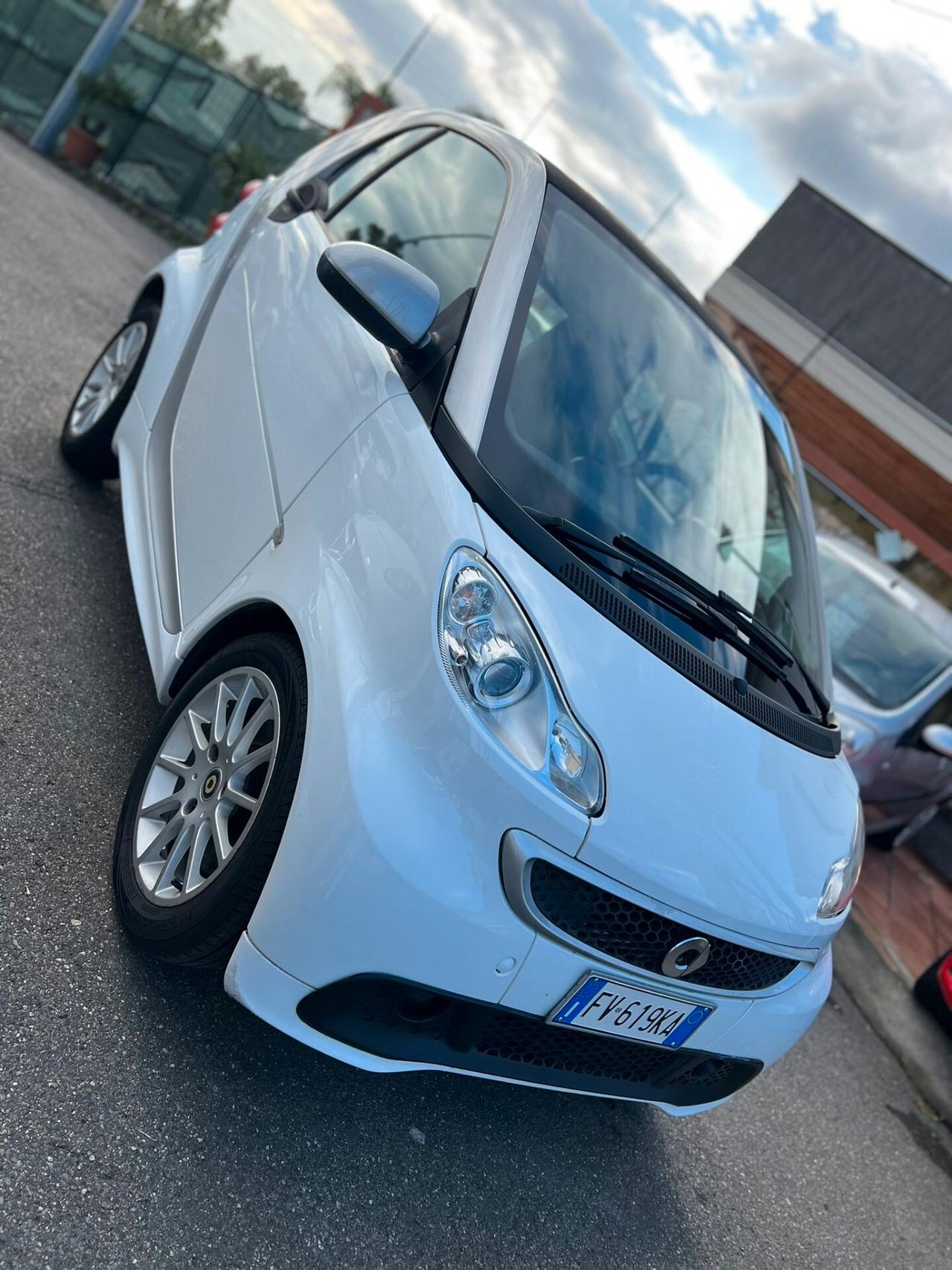 Smart ForTwo 1000 45 kW MHD coupé pure Teen II