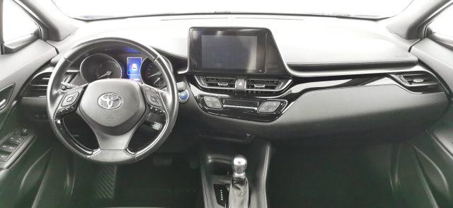 TOYOTA C-HR 1.8 Hybrid E-CVT Business