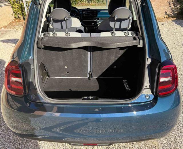 FIAT 500e 3+1 42 kWh Icon